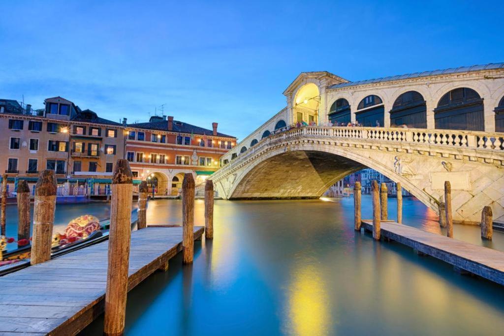 Апартаменти Piccola Dimora In Palazzo Storico Венеція Екстер'єр фото